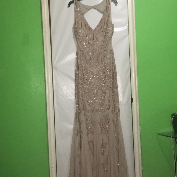 ADRIANNA PAPELL BEADED DRESS Sz 6 like new - Picture 1 of 6